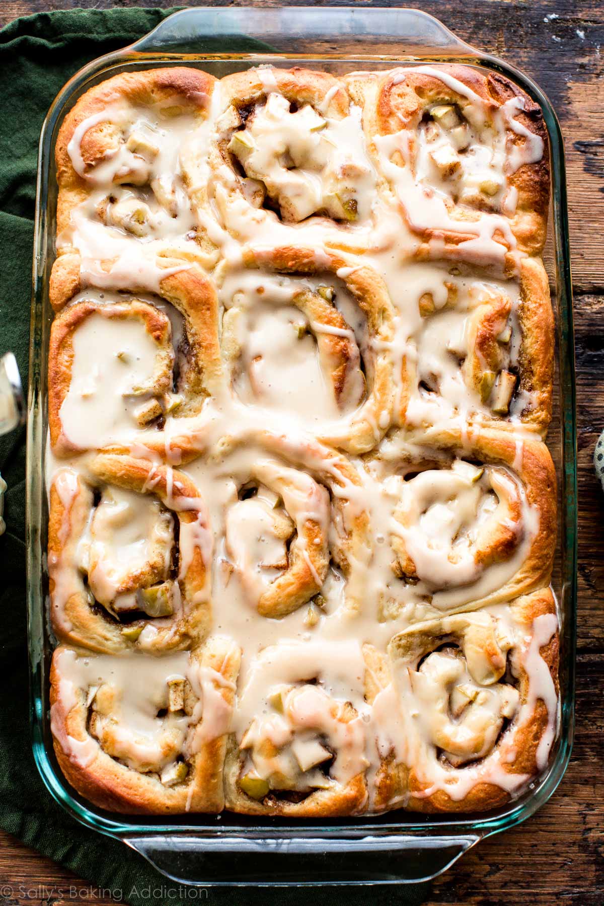 Apple
Cinnamon Rolls