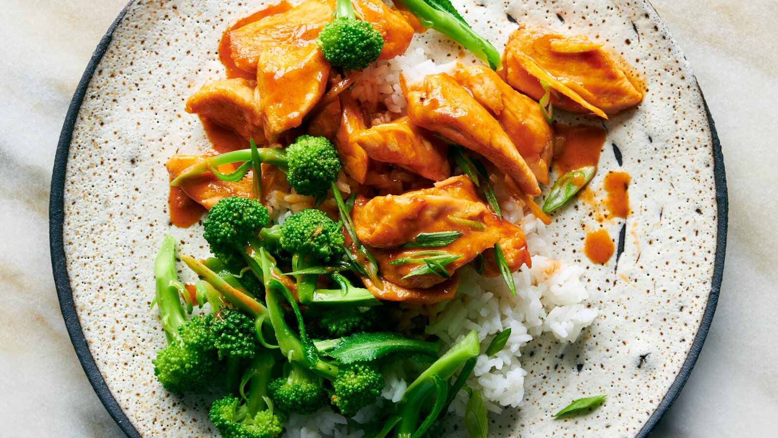 Coconut-Gochujang
Glazed Chicken with Broccoli