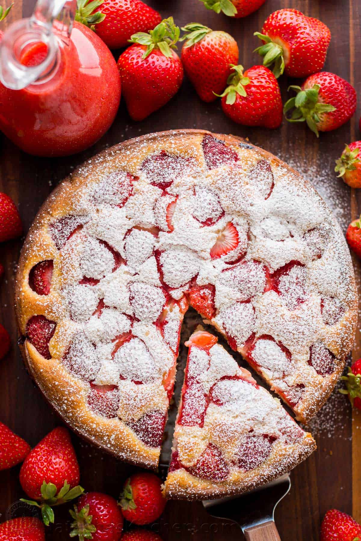Easy
Strawberry Cake
