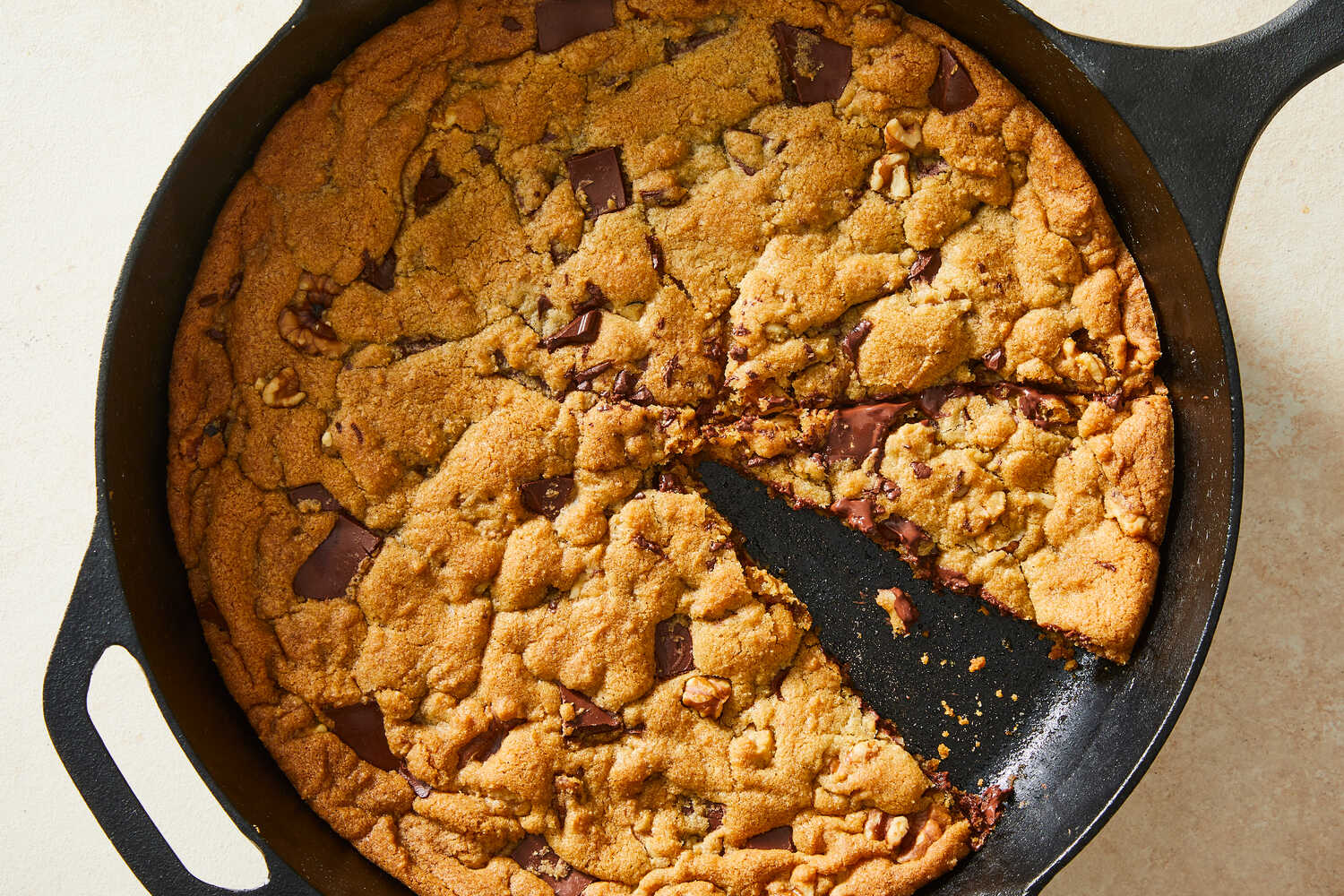 Skillet
Chocolate Chip Cookie